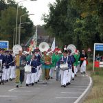 optocht met muziekkorps in Hummelo